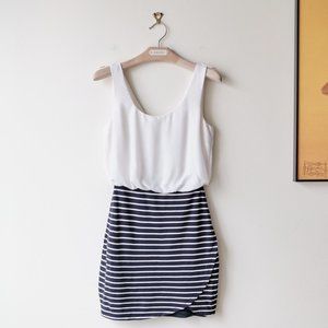 • Ever New • Sleeveless Striped Bottom Dress Sz 0